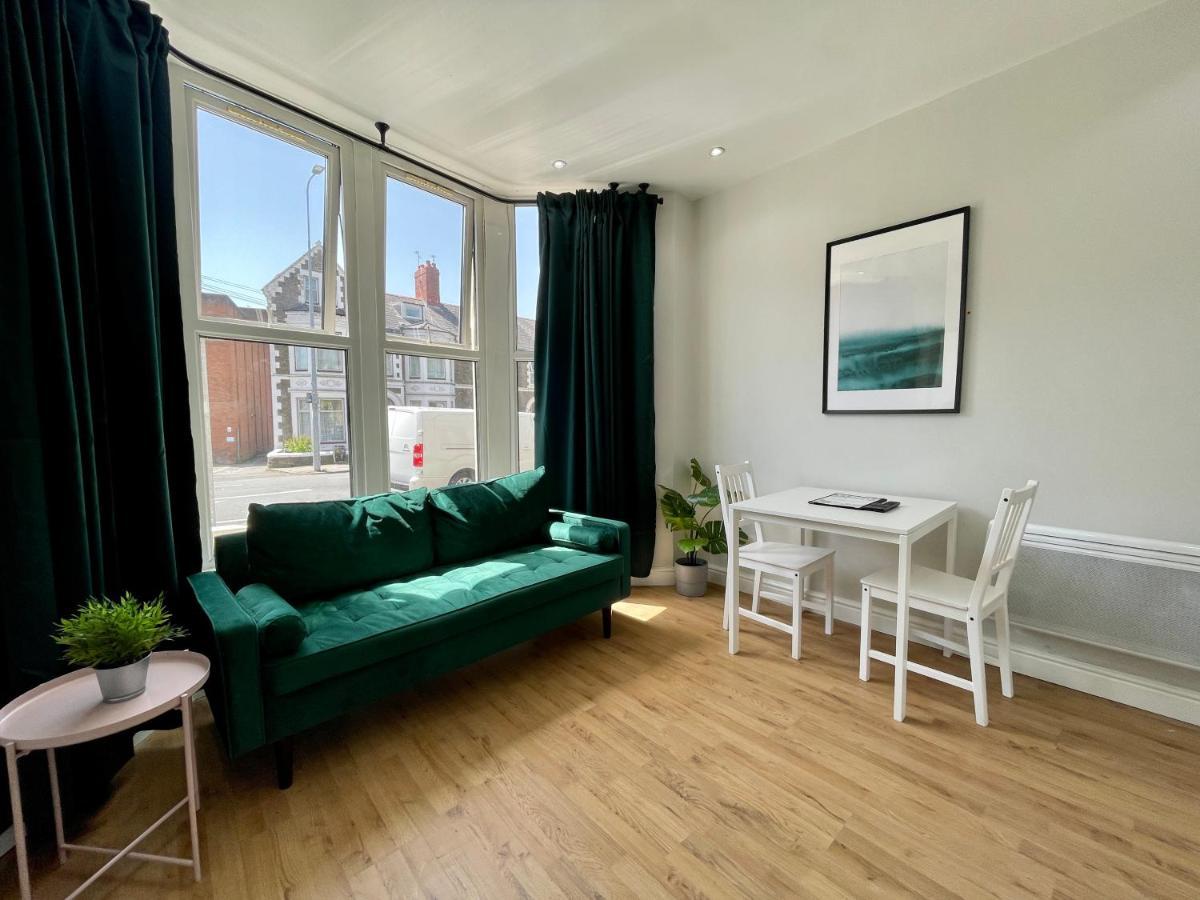 1 Bed 2 Person Apartment City Centre 카디프 외부 사진