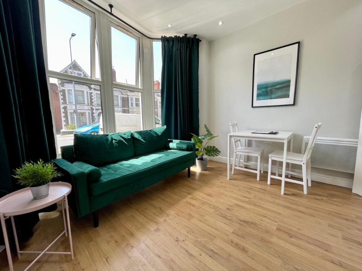 1 Bed 2 Person Apartment City Centre 카디프 외부 사진